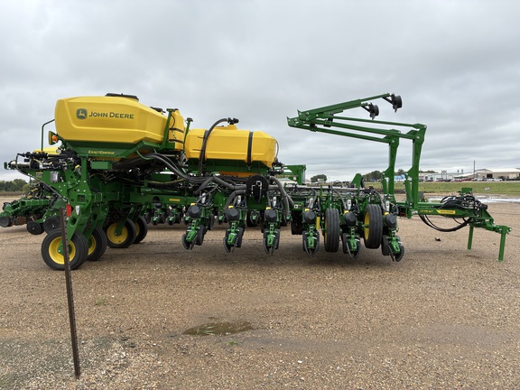 2026 John Deere 1775NT - Photo2