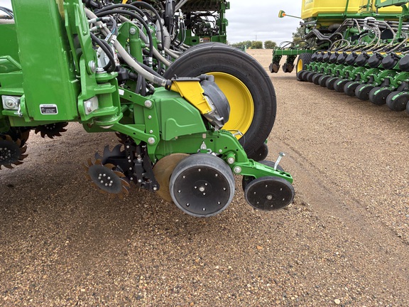 2026 John Deere 1775NT - Photo8