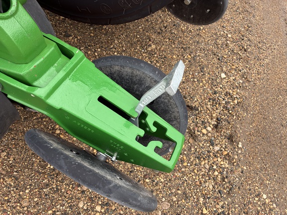 2026 John Deere 1775NT - Photo9