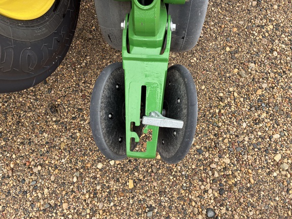 2026 John Deere 1775NT - Photo15