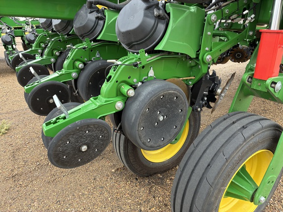 2026 John Deere 1775NT - Photo23