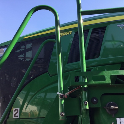 2025 John Deere 616R (3rd thumbnail)
