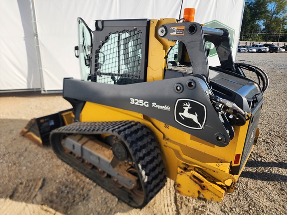 2023 John-Deere 325G