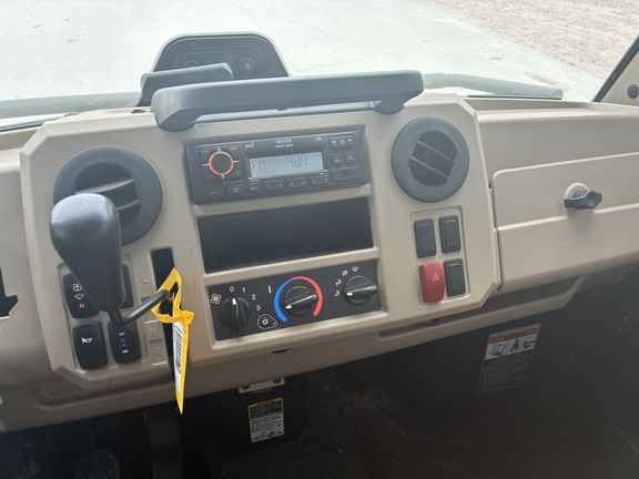 2020 John Deere XUV 835R (12th thumbnail)