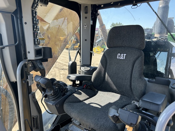 2020 Caterpillar 160M