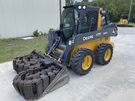 Photo of a 2024 John Deere 324G
