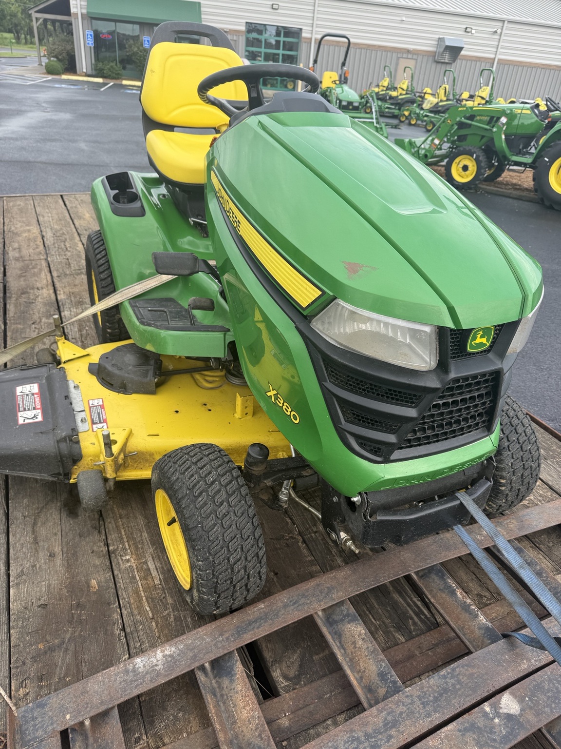 2017 John Deere x380