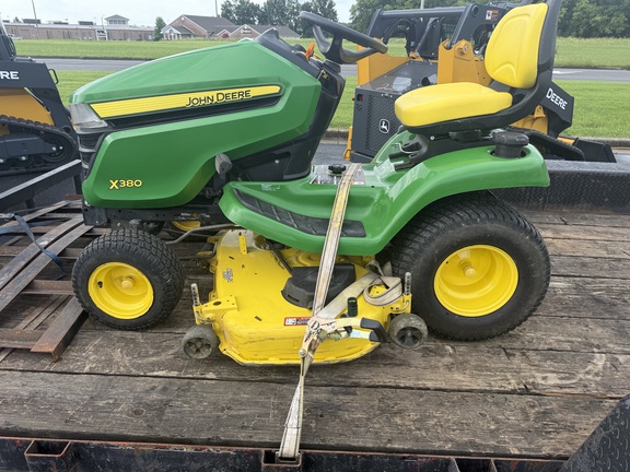 Photo of 2017 John Deere x380