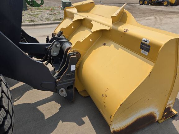 2019 John Deere 544L