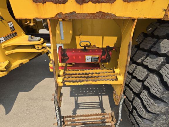 2019 John Deere 544L