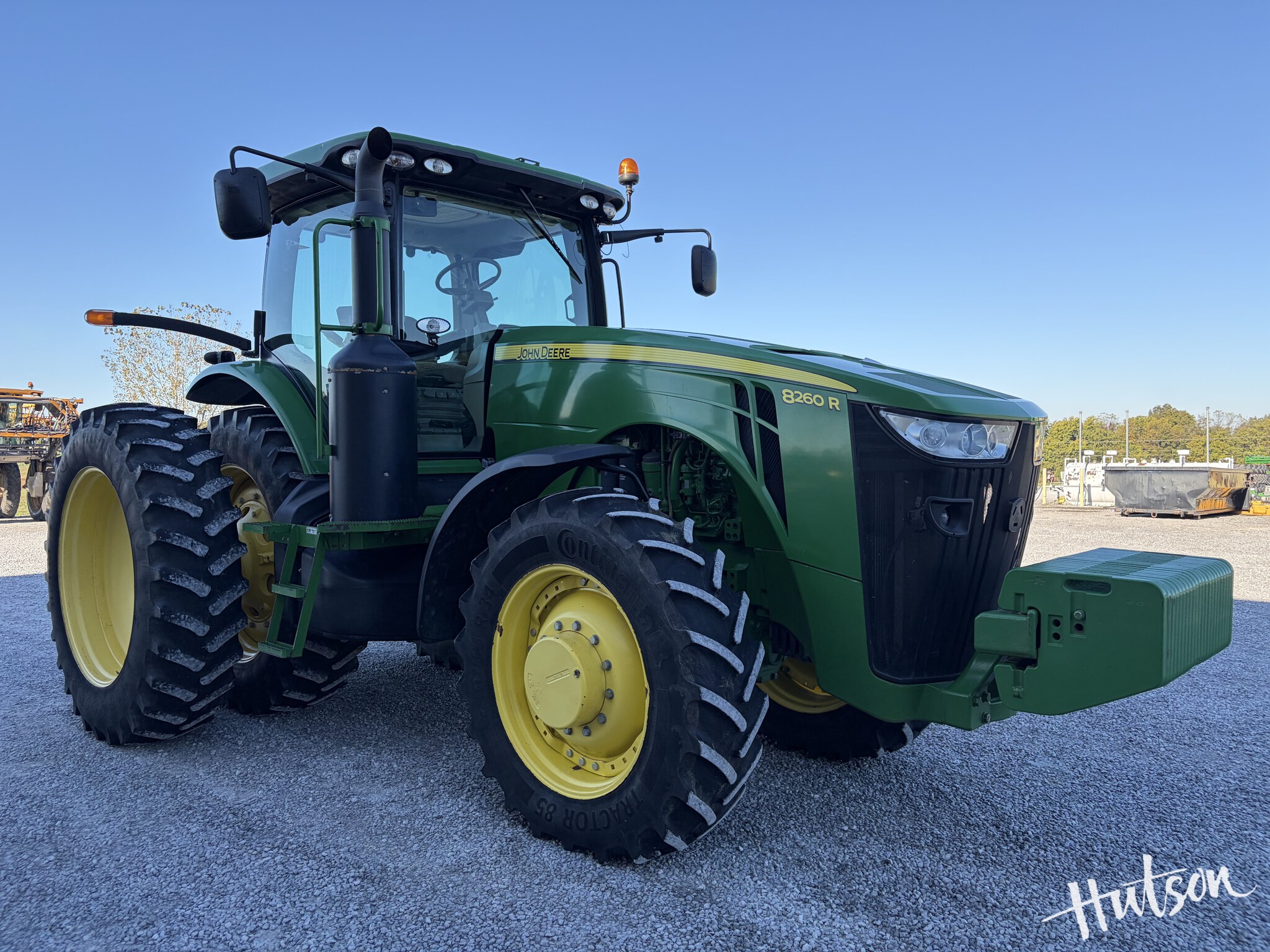 2012 John Deere 8260R