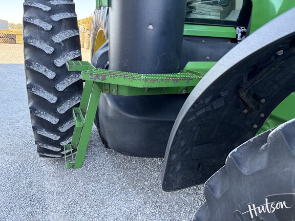 Photo of 2012 John Deere 8260R