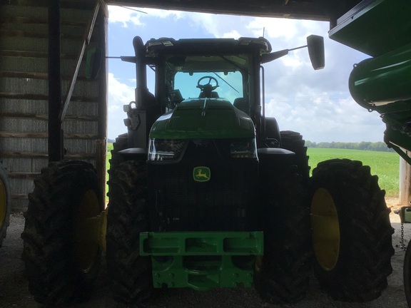 Photo of 2024 John Deere 8R 340