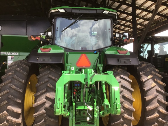 Photo of 2024 John Deere 8R 340