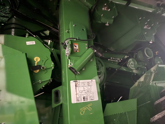 Photo of 2024 John Deere S790
