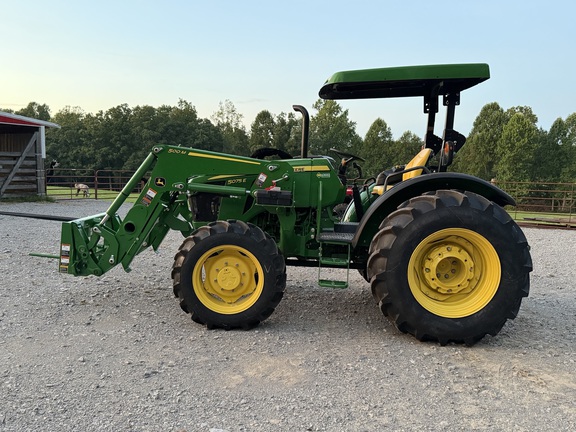 2025 John Deere 5075E-2