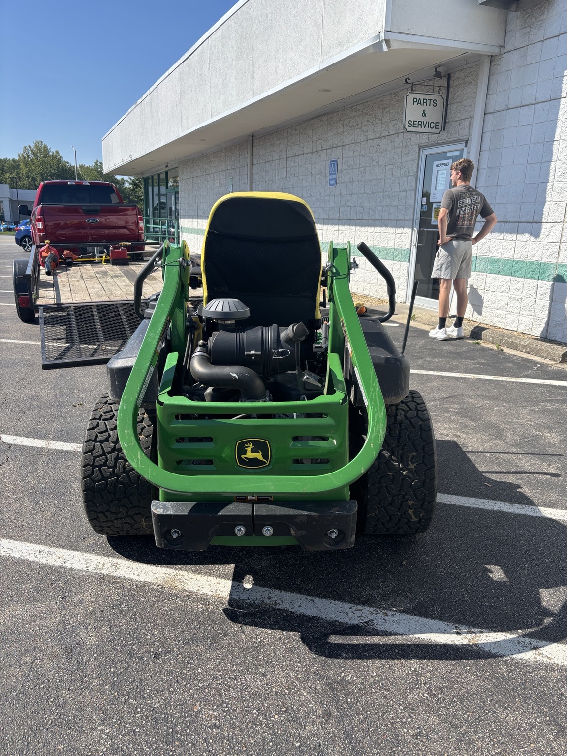 Used 2025 John Deere Z930M Zero Turn Mowers at Koenig Equipment in Lebanon, OH - PhotoXL4