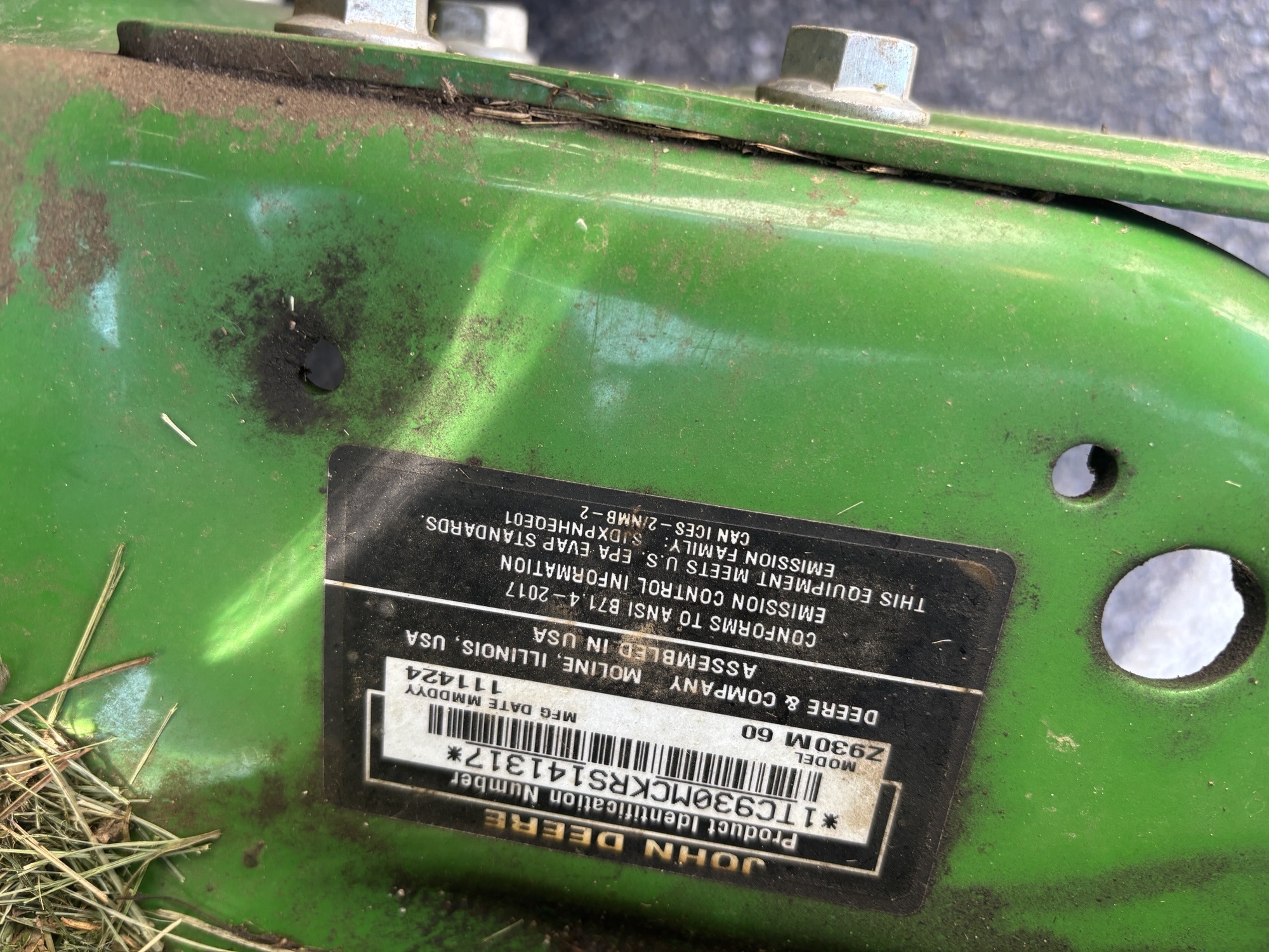 Used 2025 John Deere Z930M Zero Turn Mowers at Koenig Equipment in Lebanon, OH - PhotoXL11