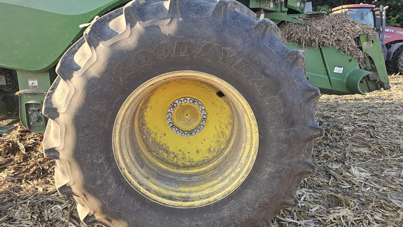 Photo of 2023 John Deere S780