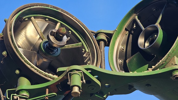 Photo of 2023 John Deere S780