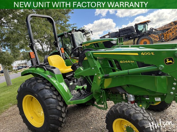Photo of 2026 John Deere 4044M