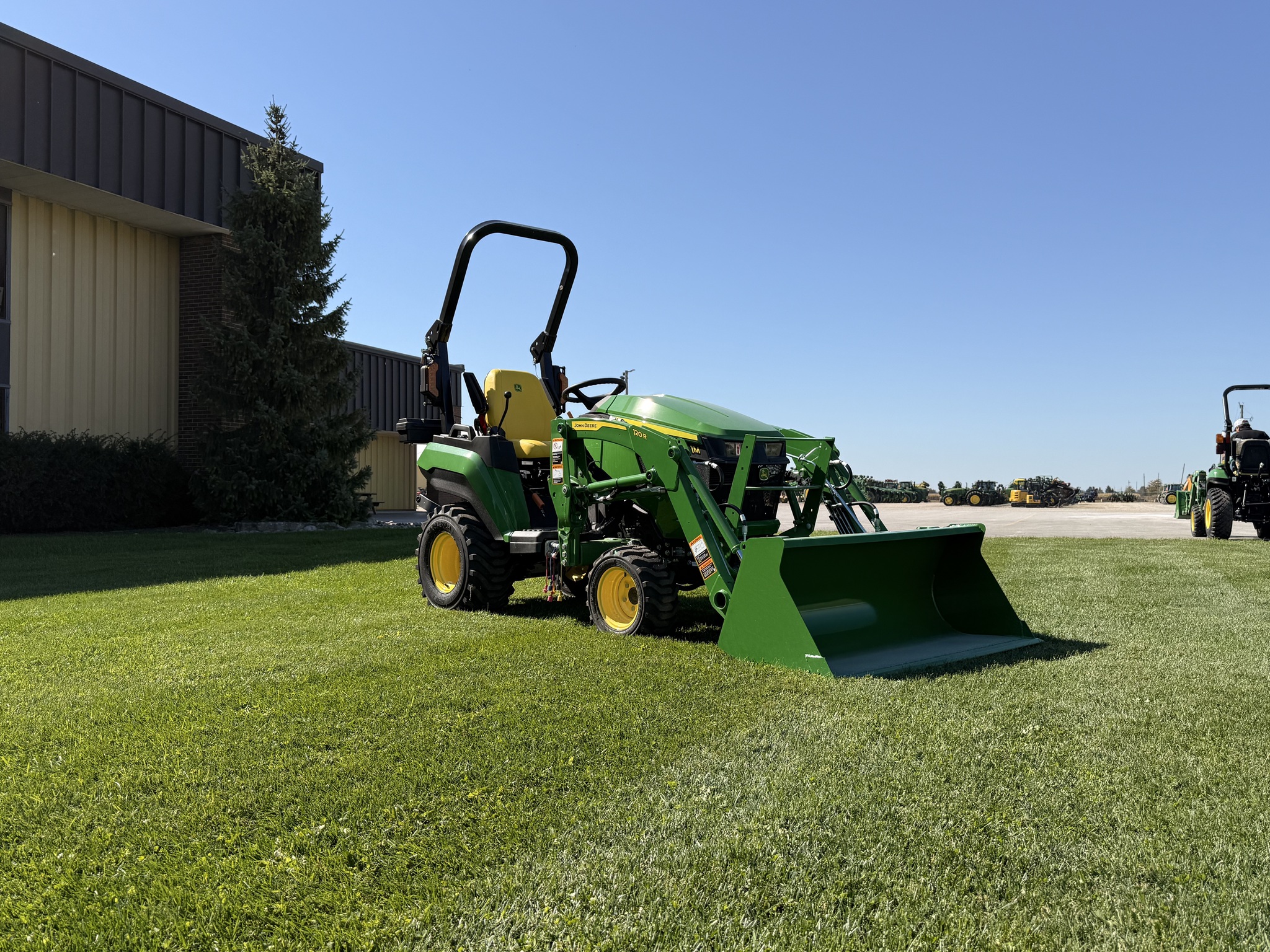 2027 John Deere 1M 25 Compact Utility Tractors