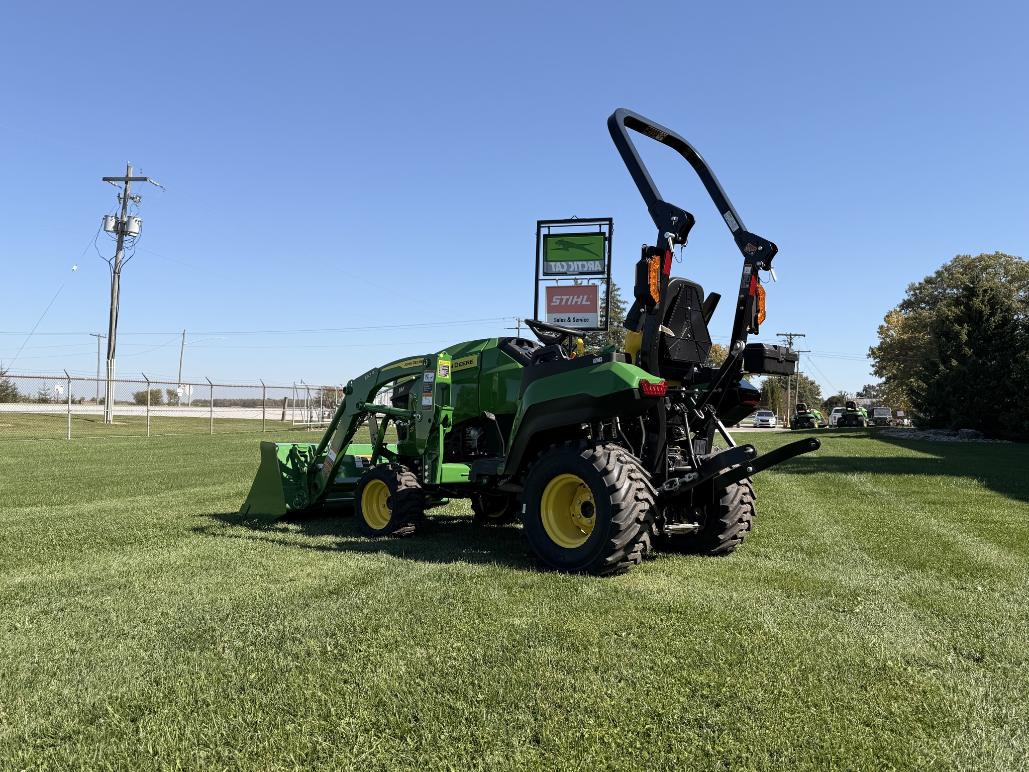 2027 John Deere 1M 25 Compact Utility Tractors