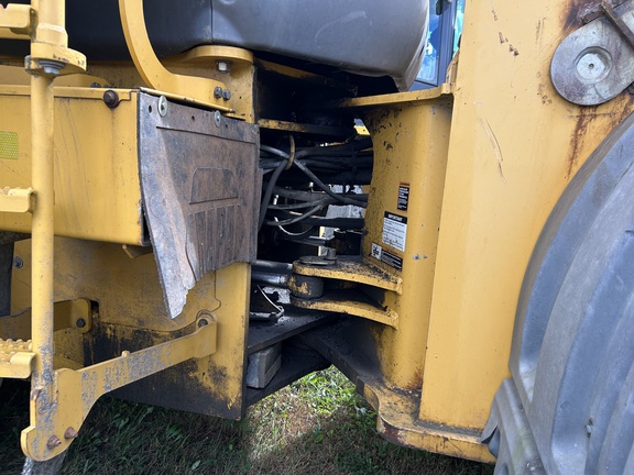 2007 John Deere 744K