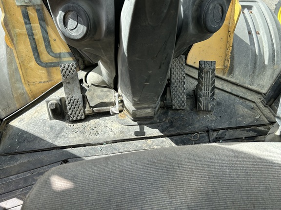 2007 John Deere 744K