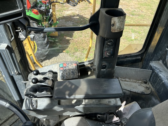 2007 John Deere 744K