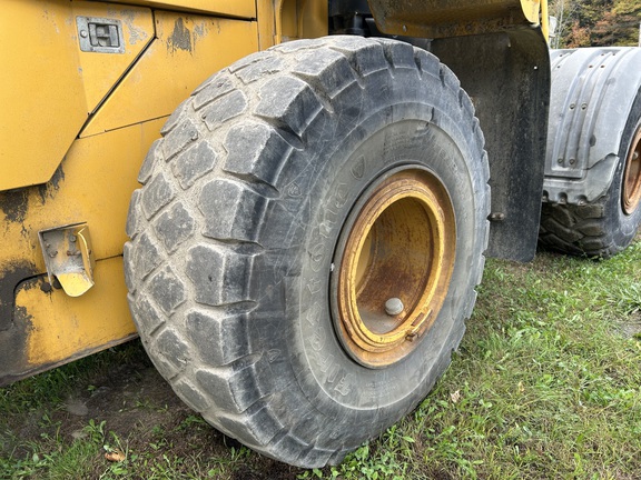 2007 John Deere 744K