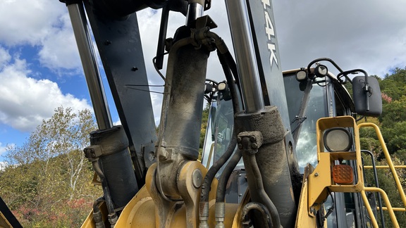 2007 John Deere 744K