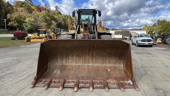 2007 John Deere 744K