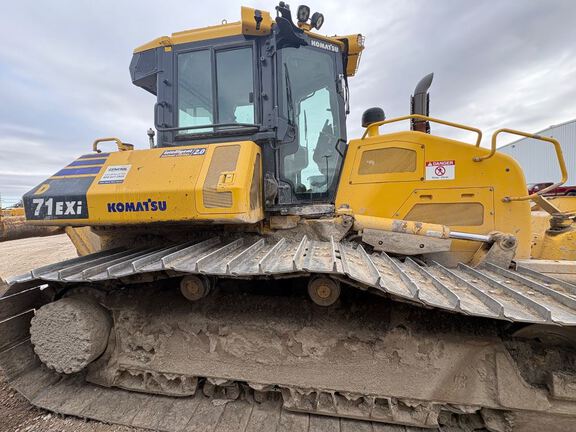 2021 Komatsu D71EXI-24