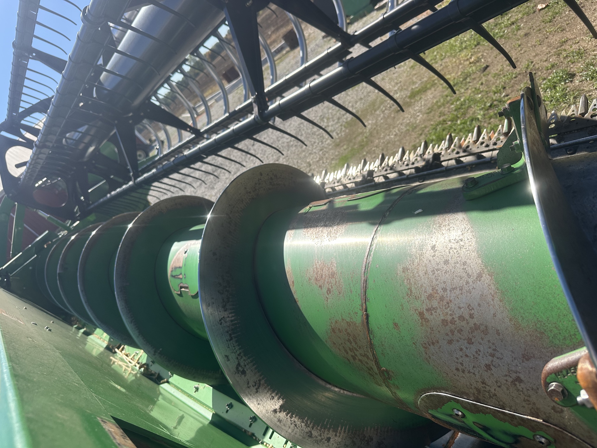 2013 John Deere 630F Image 3