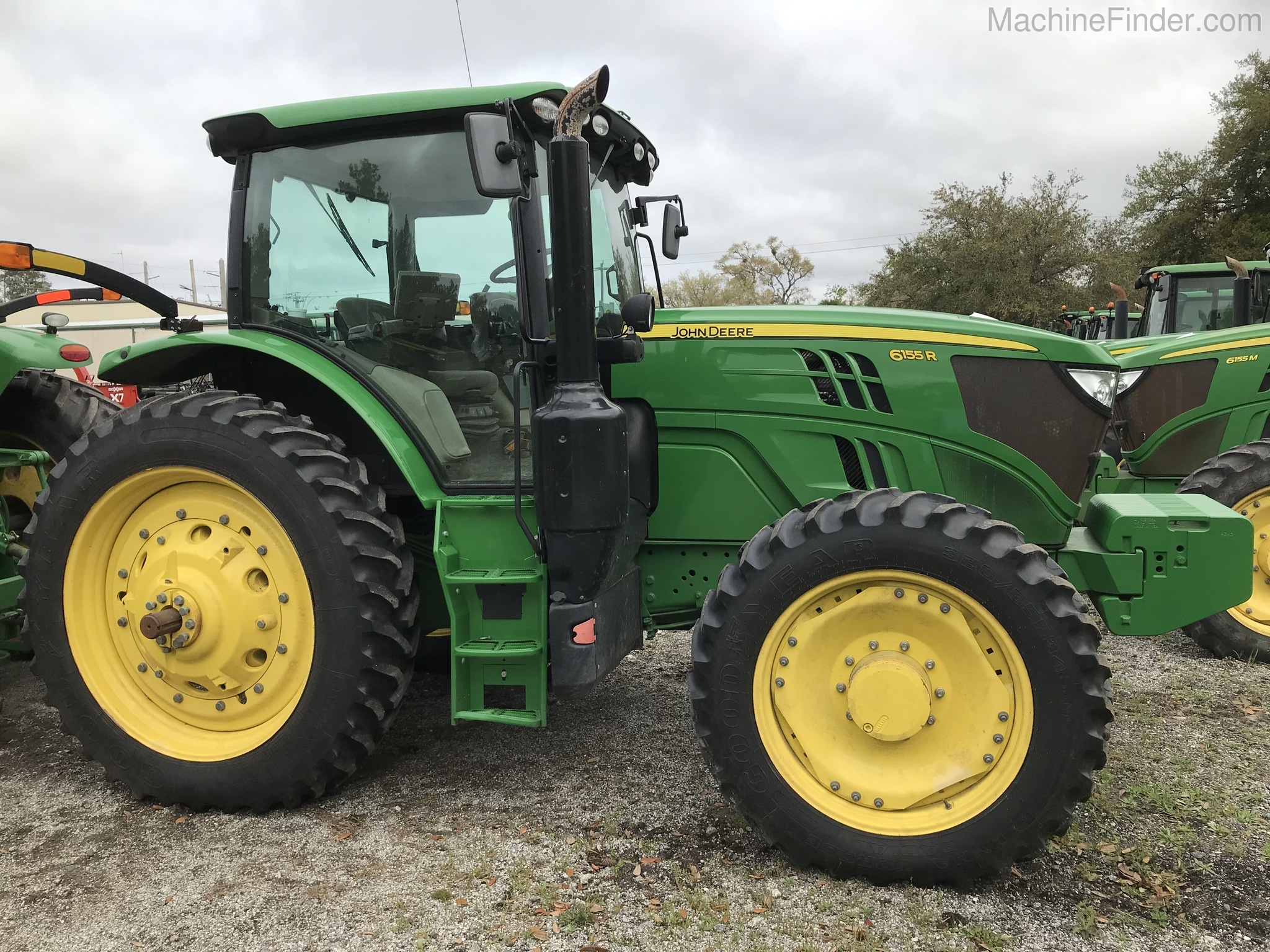 2017 John Deere 6155R Image 4