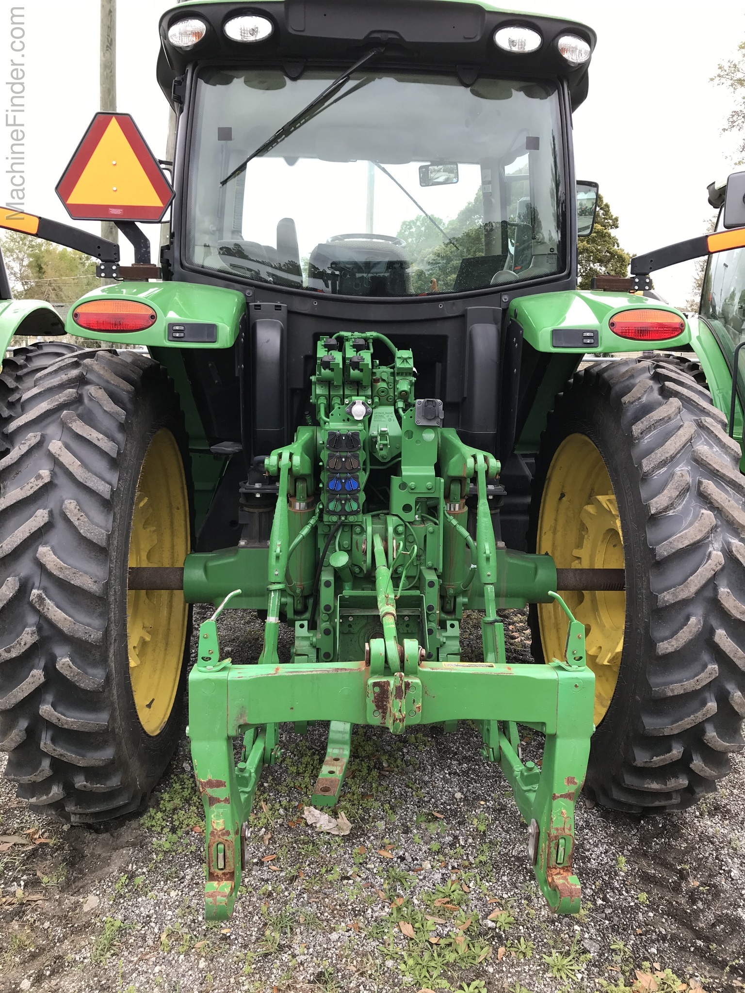 2017 John Deere 6155R Image 7
