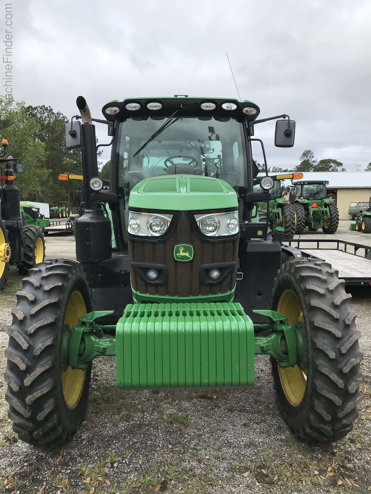 2017 John Deere 6155R Image 8