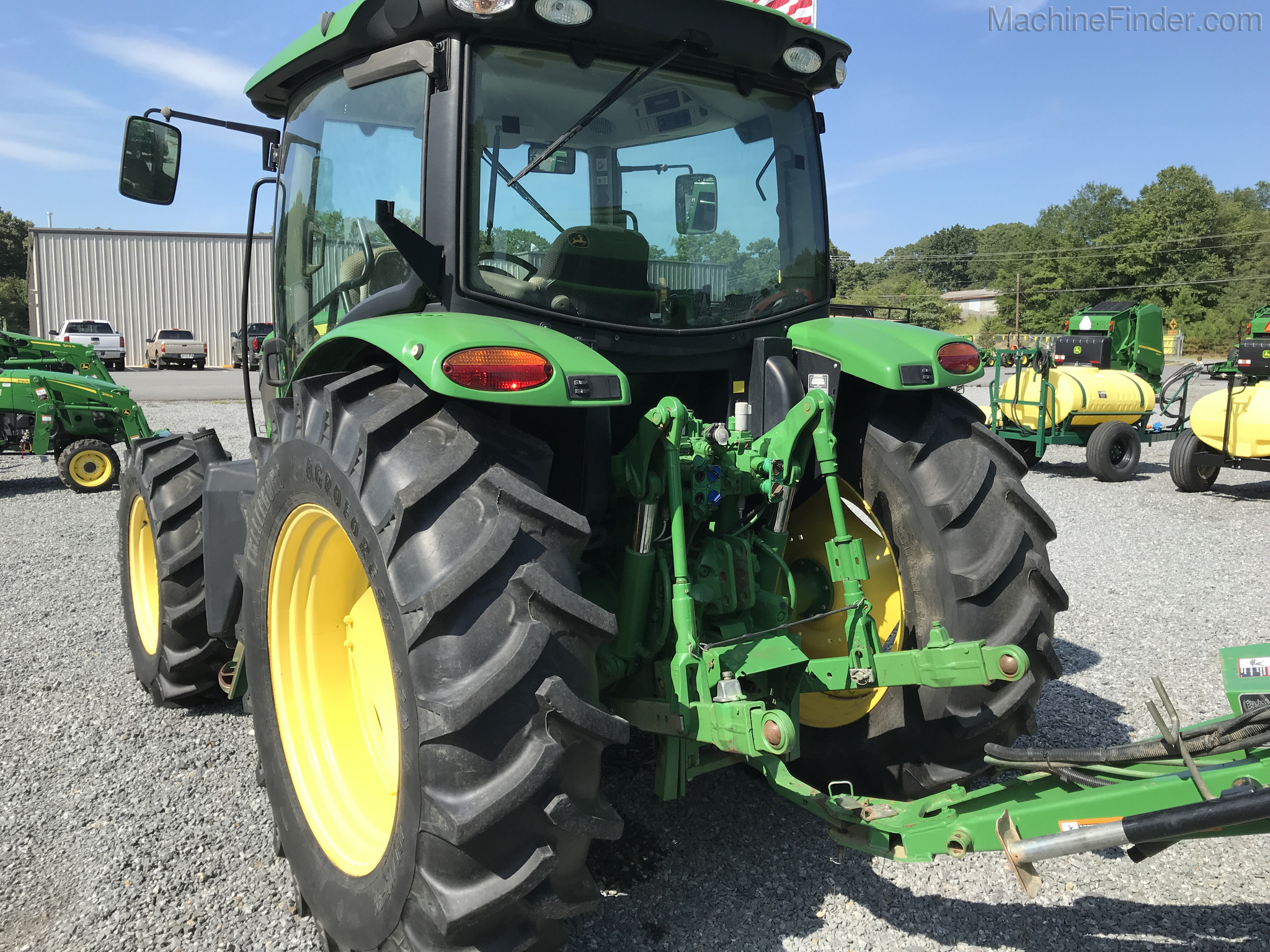 2015 John Deere 6125R Image 4