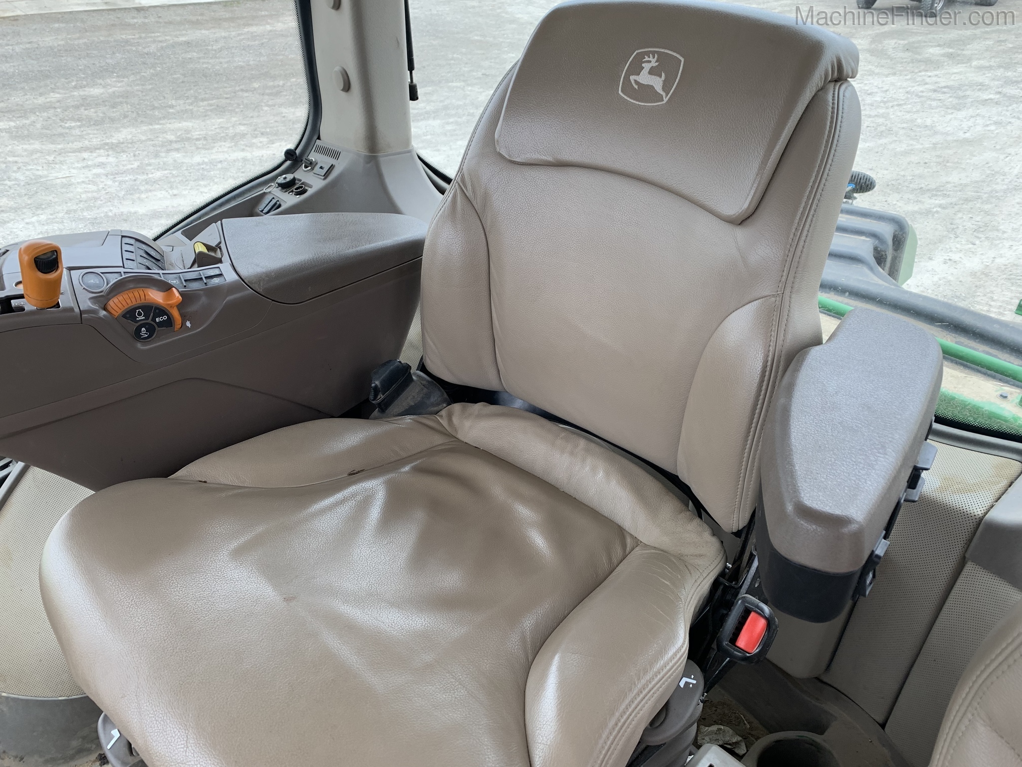 2017 John Deere 9620RX Image 6