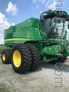 2017 John Deere S680 Image 17