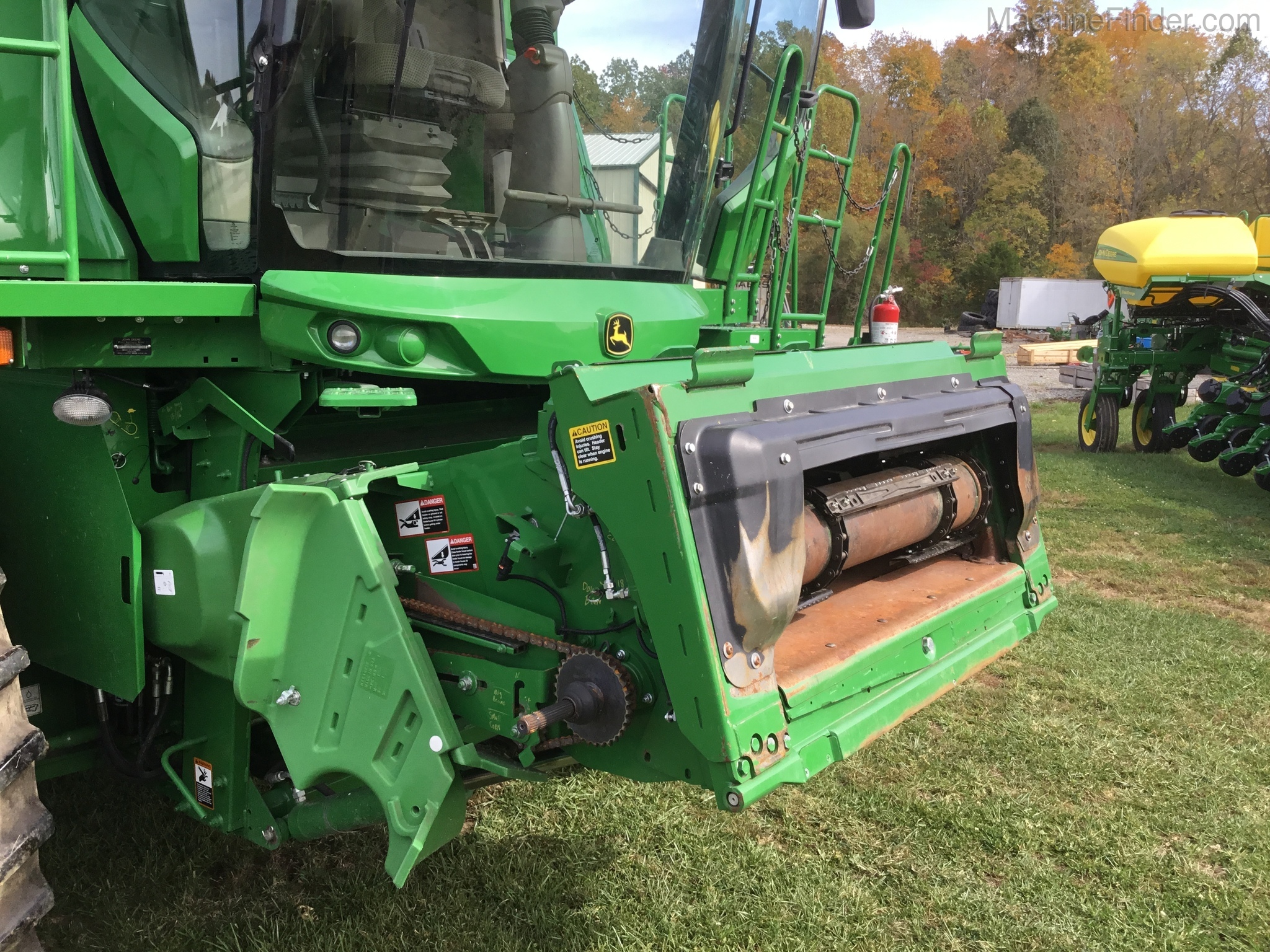 2017 John Deere S680 Image 13