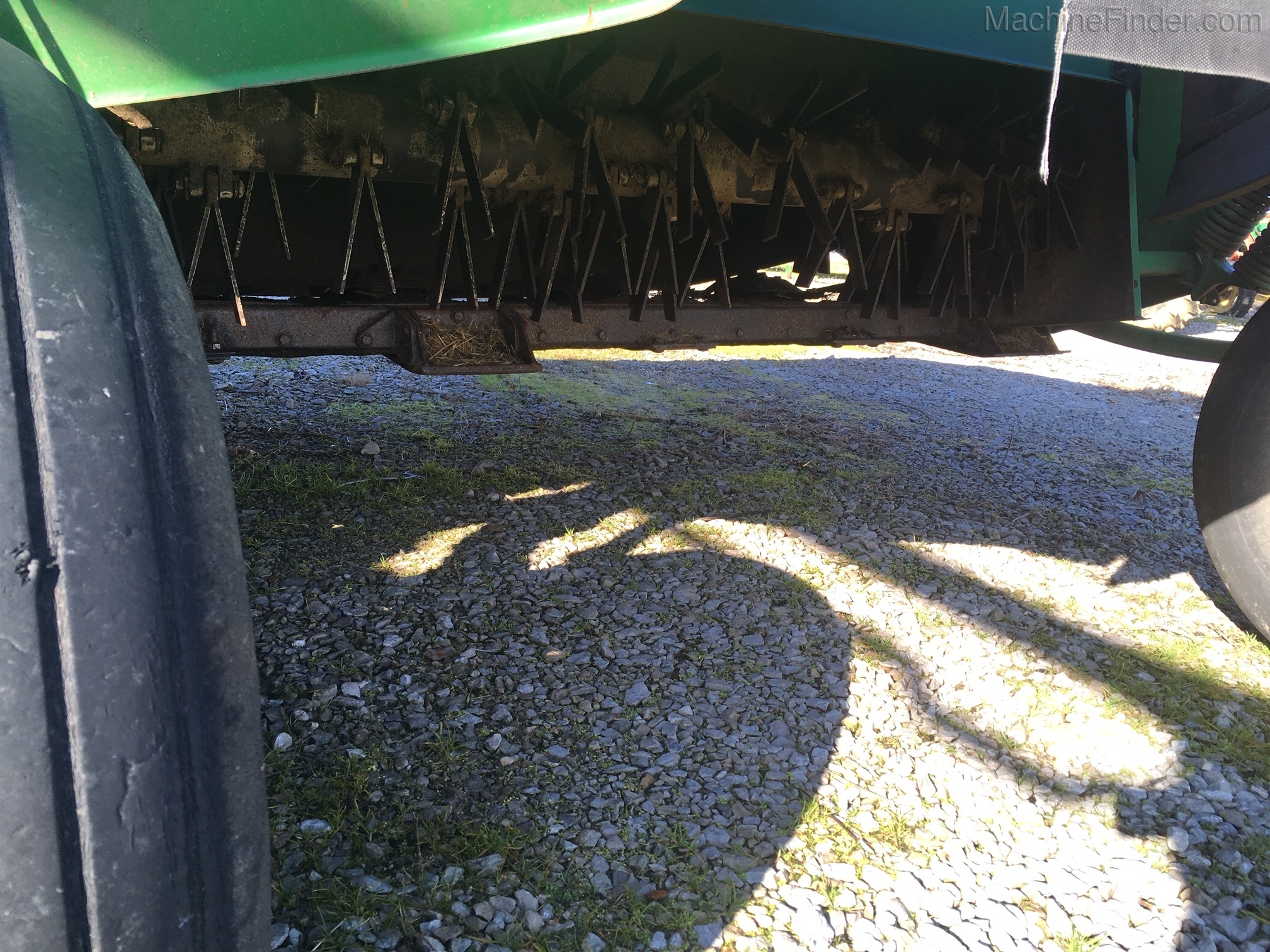 1996 John Deere 920 Image 8