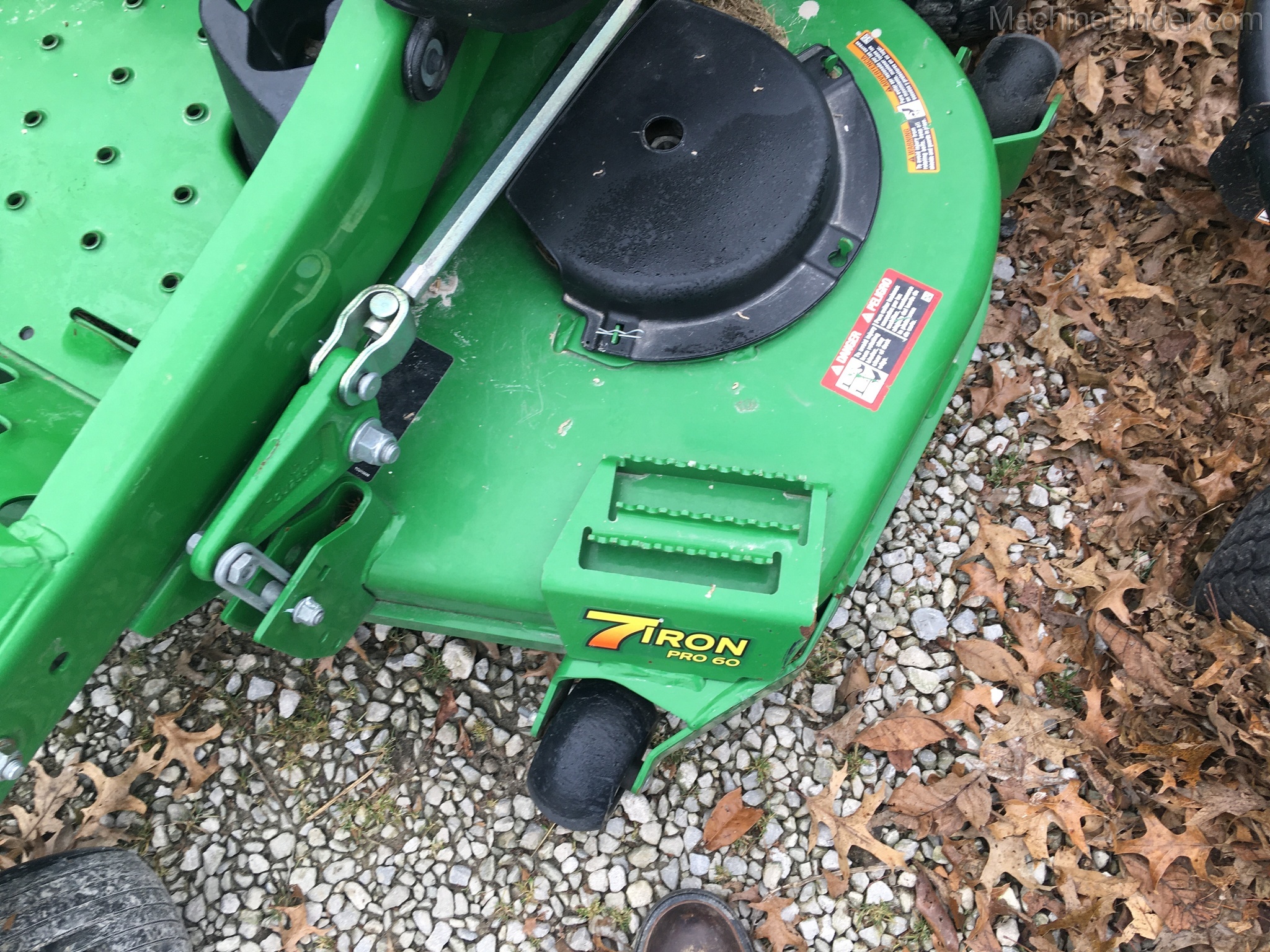 2016 John Deere Z930M EFI Image 6