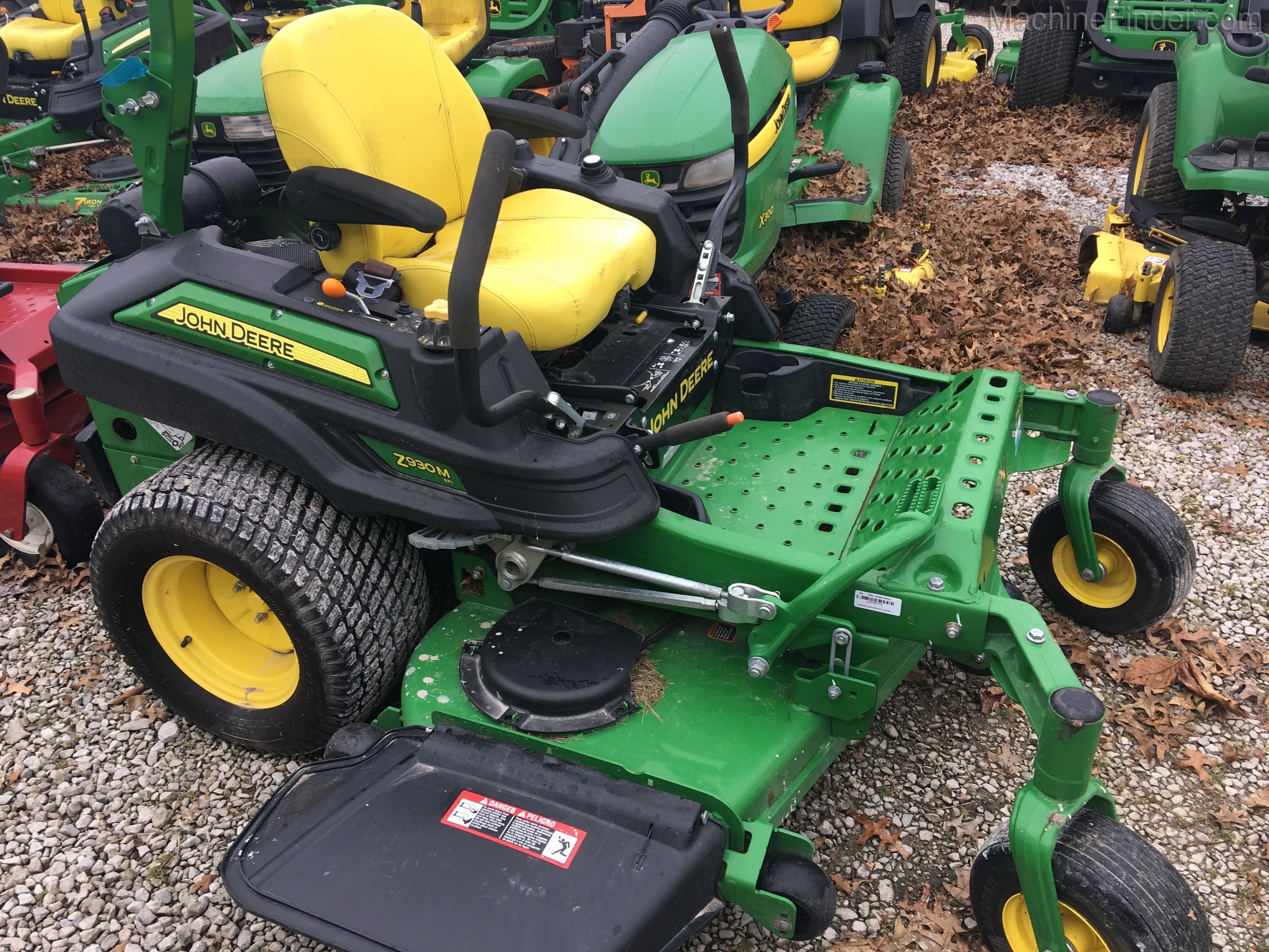 2016 John Deere Z930M EFI Image 1