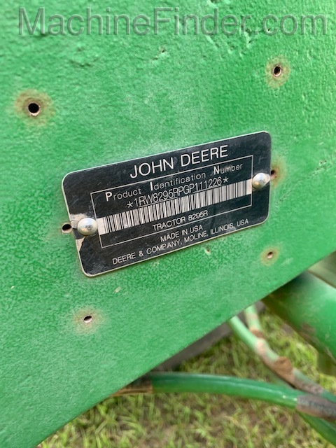 2016 John Deere 8295R Image 6