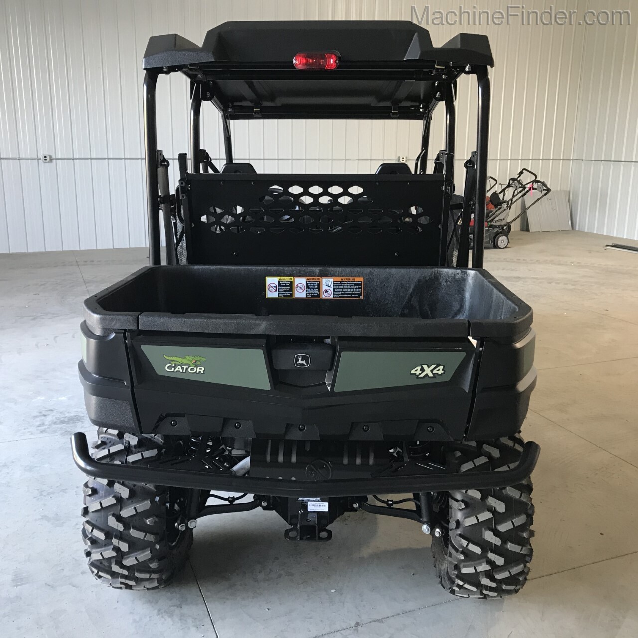 2021 John Deere XUV590M Image 4