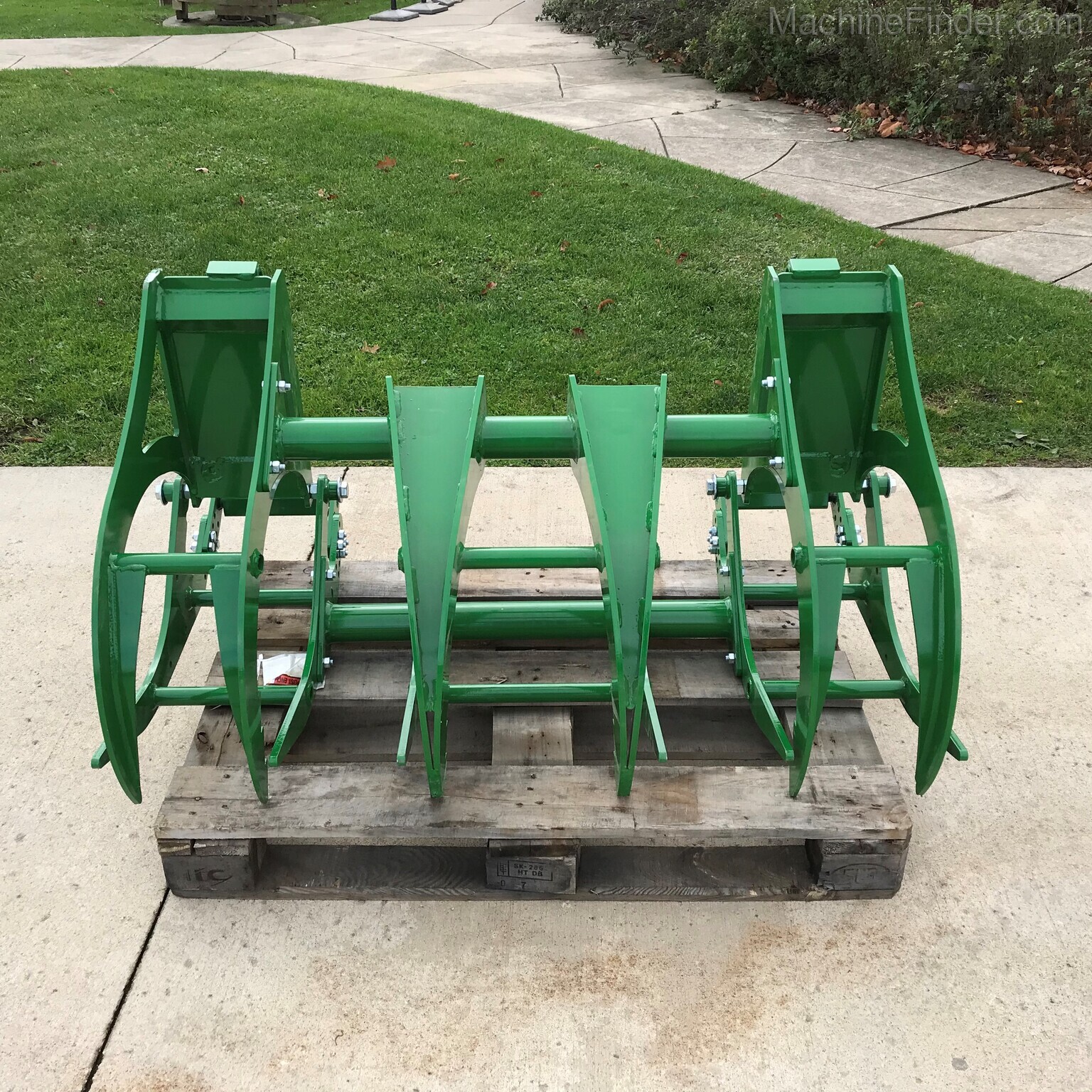 2020 Westendorf BC4215 Image 2