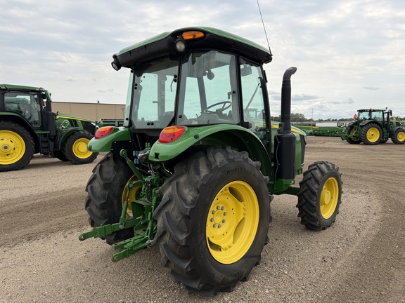 2021 John Deere 5090E - Photo3