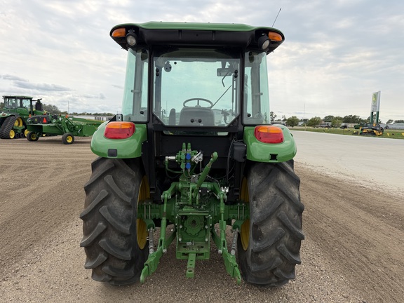 2021 John Deere 5090E - Photo4
